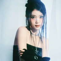 7 Idol KPop Non Korea yang Jadi Visual Grupnya, Cantiknya Kelewatan