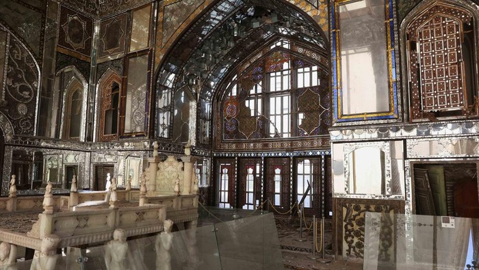 Debris at the historical monument Golestan Palace after it was damaged in an Israeli and U.S. strike, amid the U.S.-Israeli conflict with Iran, in Tehran, Iran, March 3, 2026. Majid Asgaripour/WANA (West Asia News Agency) via REUTERS ATTENTION EDITOR