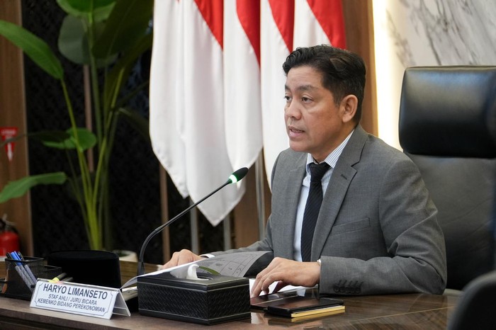 Pemerintah Jelaskan Keuntungan Dagang AS: Solusi untuk Krisis Ekonomi?