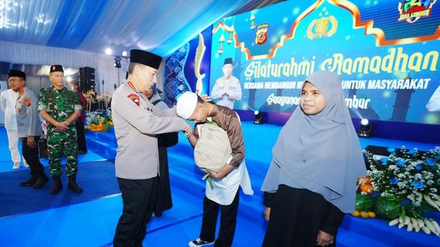 Kapolri Jenderal Listyo Sigit Prabowo melaksanakan Silaturahmi Ramadhan di Polda Jawa Barat.