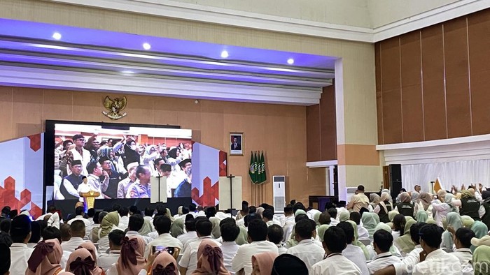 Kemensos sosialisasi Data Tunggal Sosial dan Ekonomi Nasional (DTSEN) bersama Pemkab Bekasi agar penyaluran bantuan sosial (bansos) sesuai data. (Devi P/detikcom)