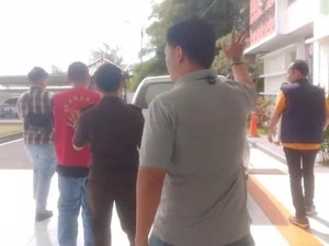 Dilimpahkan ke Kejari, Kades Permata Baru Korupsi Dana Desa Ditahan di Rutan Pakjo