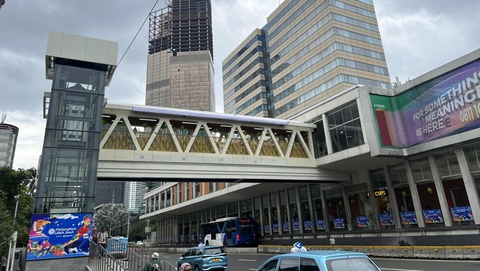 Kondisi JPO Sarinah usai direvitalisasi