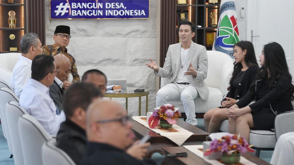 Mandala Shoji Soal Keterlibatan Influencer-Gen Z Bangun Desa
