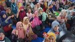 Potret Pembagian Zakat di Masjid Muhammad Cheng Hoo Surabaya