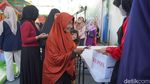 Potret Pembagian Zakat di Masjid Muhammad Cheng Hoo Surabaya