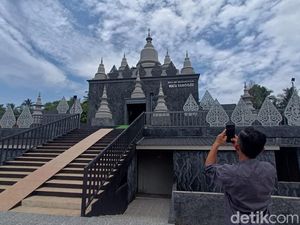 Video Masjid Mirip Candi di Purbalingga, Ternyata Filosofis Banget