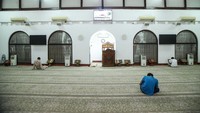 Masjid Said Naum yang berdiri di kawasan Tanah Abang, Jakarta Pusat, menjadi salah satu ikon rumah ibadah bersejarah di ibu kota. Masjid ini memiliki keterkaitan erat dengan tokoh Betawi yang namanya diabadikan sebagai nama masjid tersebut.
