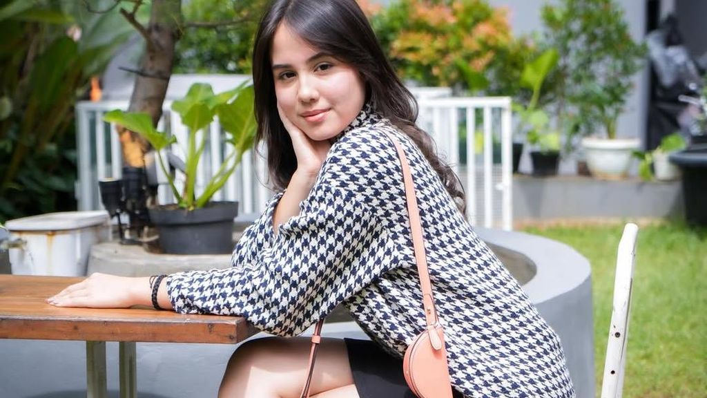 Happy Sweet 16, Nicole Rossi!