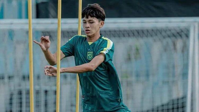 Pemain Muda Persebaya, Aleandro Alan Maulana