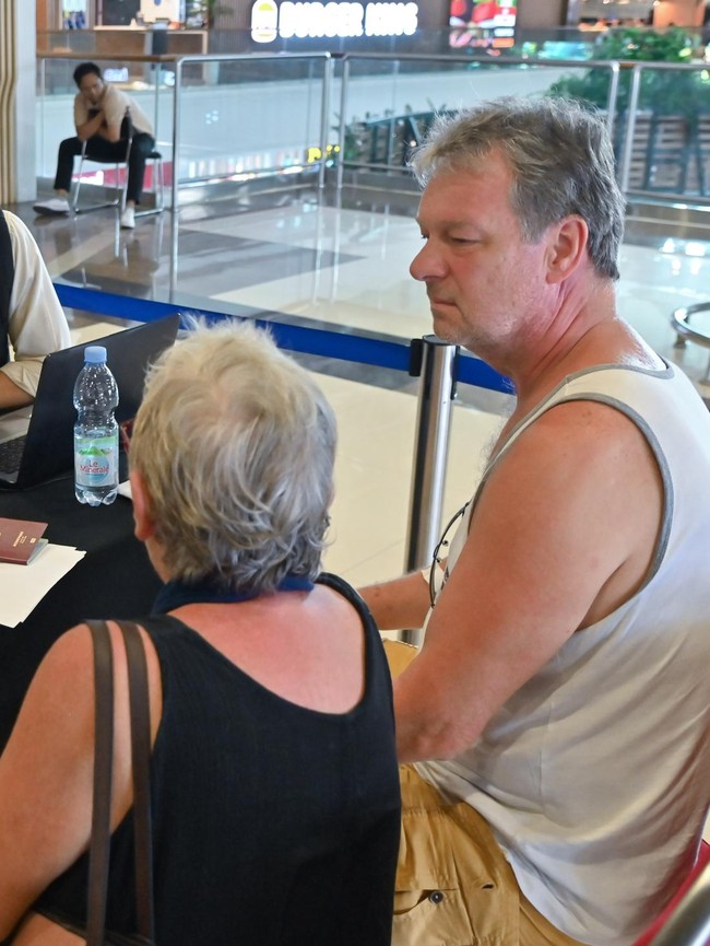 35 Penerbangan Internasional di Bandara Ngurah Rai Batal, Ribuan Penumpang Terdampak Konflik Timur Tengah