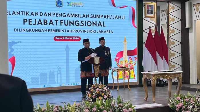 Pramono Lantik Ratusan Pejabat Fungsional DKI