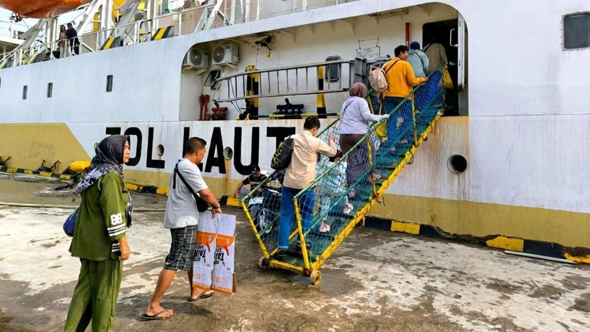 Polisi Awasi Kapasitas Kapal Pemudik Laut di Pelabuhan Celukan Bawang