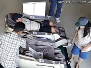 Penjaga Kursi Pijat Dituduh Curi Gelang Emas, CCTV Tunjukkan Hal Ini