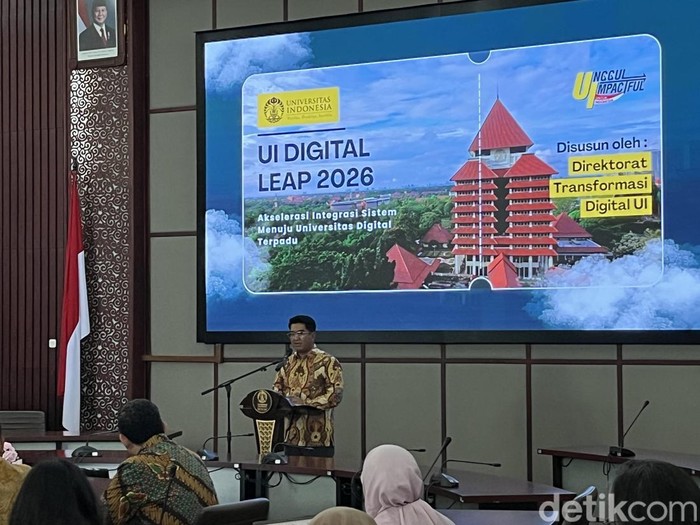 Rektor UI Prof Heri Hermansyah meluncurkan UI Digital Leap 2026