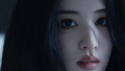 Kecantikan Wang Churan, Disebut Saingan Dilraba Dilmurat