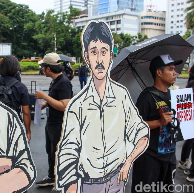 Aksi Kamisan ke-900 di Depan Istana Merdeka, Massa Desak Penuntasan Pelanggaran HAM