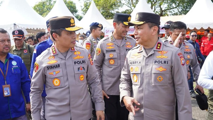 Apel Kesiapsiagaan Pencegahan dan Penanganan Karhutla 2026 di Lanud Roesmin Nurjadin, Pekanbaru, Kamis (5/3/2026).