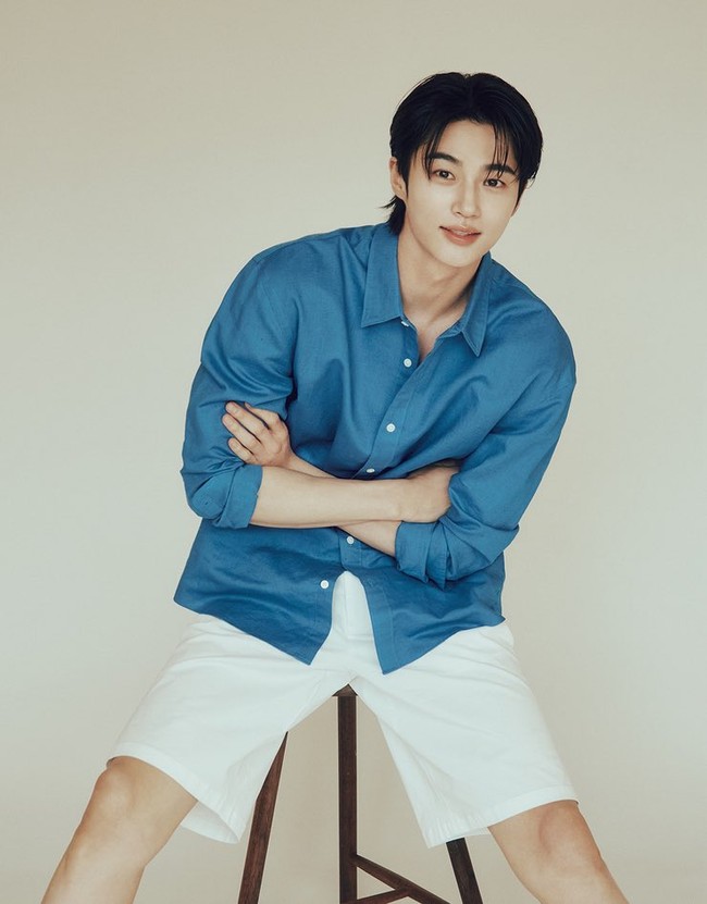 Byeon Woo Seok saat ini menjadi aktor dengan jumlah iklan terbanyak di Korea Selatan. Wajahnya menghiasi 20 iklan termasuk Kyochon Chicken, Olens, Giordano, Dr. Jart+, hingga Google Gemini. Foto: dok. X