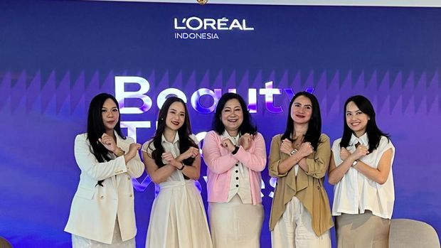 Beauty That Moves: International Women's Day. (Dok Ist)