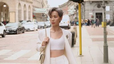 Usia 63, Penampilan Bintang Siluman Ular Putih Cecilia Yip Bikin Kagum