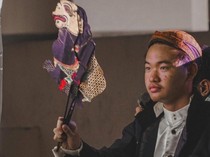 Mahasiswa ITS Berdarah Tionghoa Ini Jadi Dalang, Bisa Mainkan Wayang Tiga Bahasa