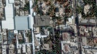 Sebelum serangan AS-Israel, citra satelit pada 1 Februari 2026 menunjukkan kompleks kediaman Ali Khamenei di Teheran. Area kediaman Khamenei merupakan pusat pemerintahan dan dikelilingi berbagai kantor. Tampak bangunan di area ini masih utuh. Foto: Vantor/Handout via REUTERS