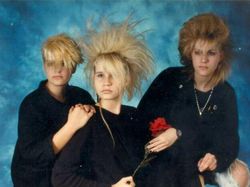 Dulu Rambut Begini Keren di Era 80-an, Kamu Pernah Nggak?