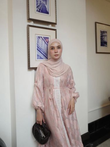 Ide Outfit Hijab untuk Bukber yang Stylish