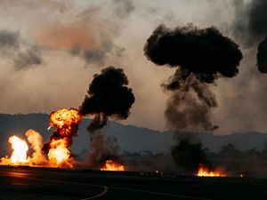 Sejarah Konflik Iran dan Amerika Serikat: Berakar dari Revolusi 1979