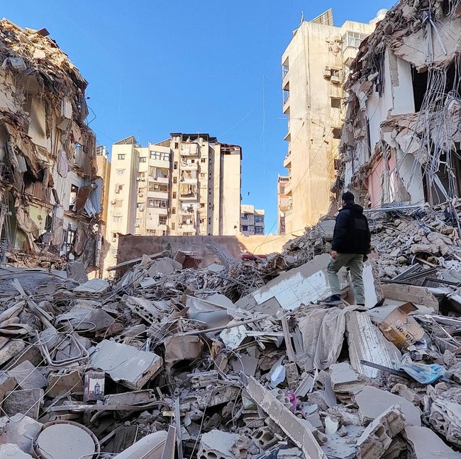 Melihat Kehancuran Pemukiman Penduduk Lebanon Akibat Serangan Israel