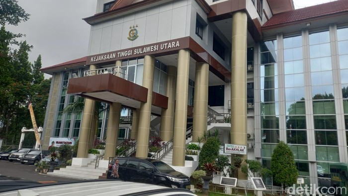 Kantor Kejaksaan Tinggi Sulawesi Utara (Kejati Sulut).