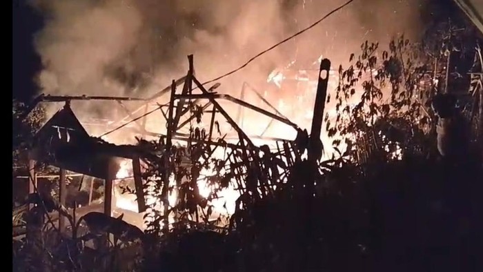 Kebakaran dua rumah di Salawu, Tasikmalaya