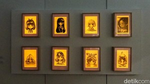 Pameran ini juga menjadi pilihan aktivitas bagi warga yang ingin menikmati seni sekaligus mengisi waktu menjelang berbuka puasa.