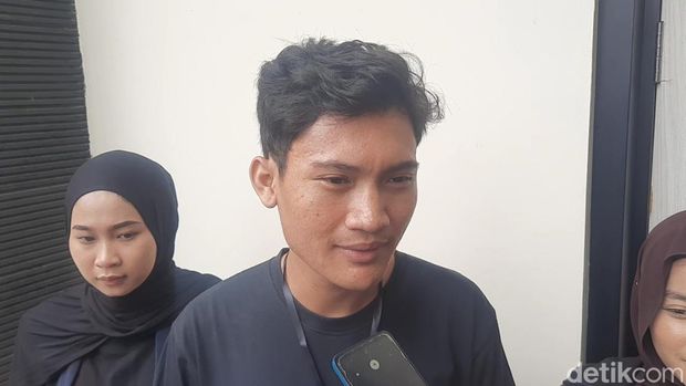 Putri Presiden keempat Gus Dur, Inayah Wulandari saat tiba di Pengadilan Negeri Pati, Kamis (5/3/2026).