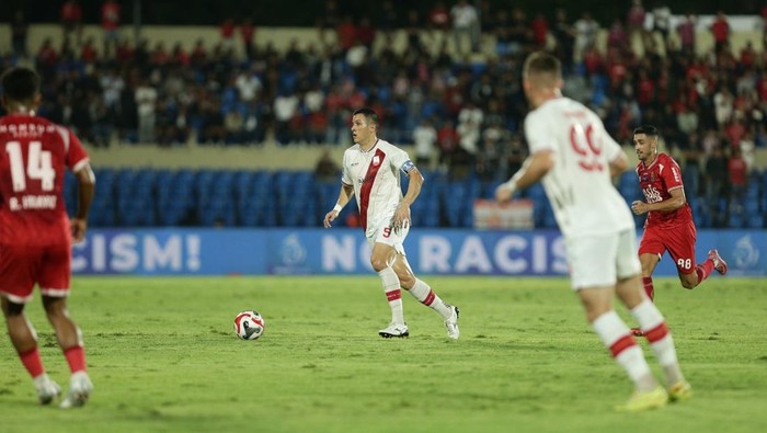 Laga Persijap Jepara melawan Persis Solo di Stadion Gelora Bumi Kartini, Jepara, Kamis (5/3/2026).