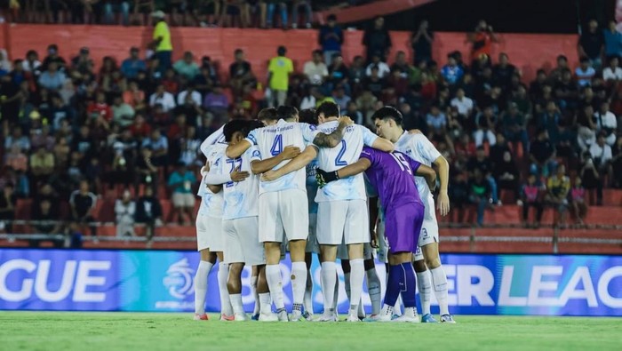 Laga Semen Padang vs PSIM Jogja di Stadion H. Agus Salim, Padang, Rabu (4/3/2026).