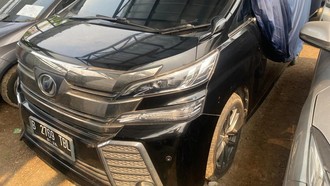 Tampang Toyota Vellfire yang Dilelang Mulai Rp 100 Jutaan