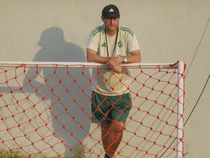 Tomas Trucha Masih Pelatih PSM tapi Absen Lawan Persis, Ini Alasannya