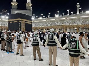 Ini Rahasia Lantai Masjidil Haram Selalu Dingin dan Aman Diinjak Tanpa Sandal