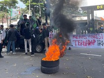 Mahasiswa Demo Dekat Istana Bogor, Kecam Serangan AS dan Israel ke Iran