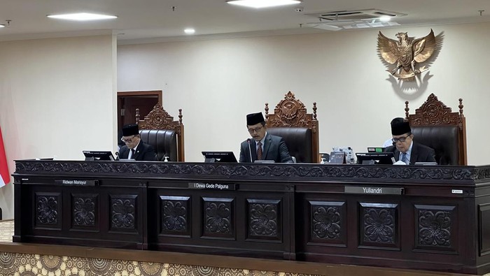 Laporan Dugaan Pelanggaran Etik Adies Kadir Tak Diterima MKMK - Update 1