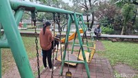 Taman Apung Ciracas Jadi Spot Santai Warga Jakarta Timur, Cocok buat Keluarga