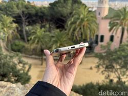 Menggenggam Tecno Camon 50 Pro 5G yang Kameranya Makin Gahar