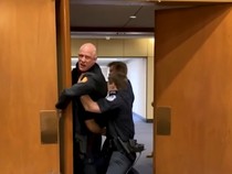 Video Saksi soal Veteran AS Teriak Tak Ada yang Mau Perang untuk Israel