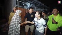 Insyaallah minggu ini kita udah dapat dua tempat, daerah Bogor sama daerah Jatiwaringin, kata Ayu Ting Ting. Foto: YouTube Qiss You TV