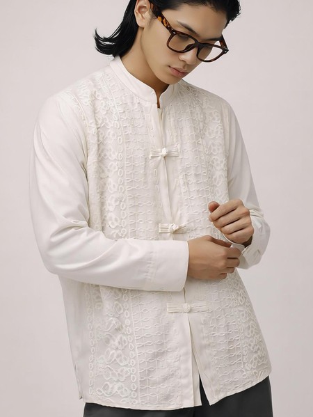 8 Brand Lokal yang Rilis Baju Lebaran Cowok Stylish, Baju Koko Hingga Beskap