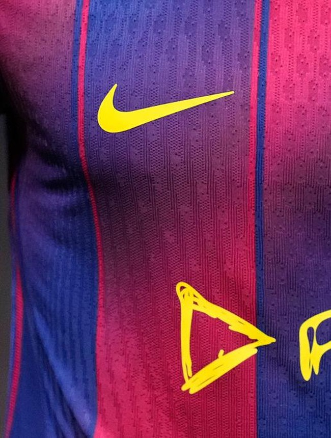 Dahsyat! Ini Gambaran Lini Serang Barcelona Andai Gordon & Alvarez Gabung