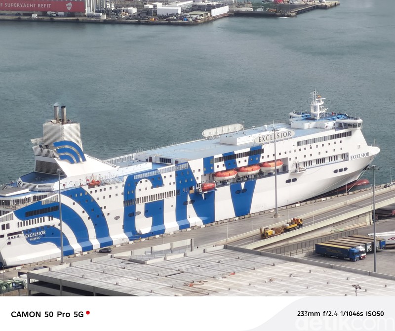 Hasil foto Tecno Camon 50 Pro