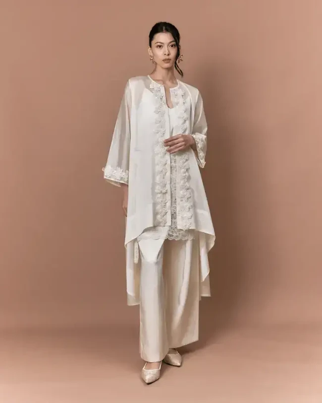 Koleksi Outer Lebaran dari Studio Tui.